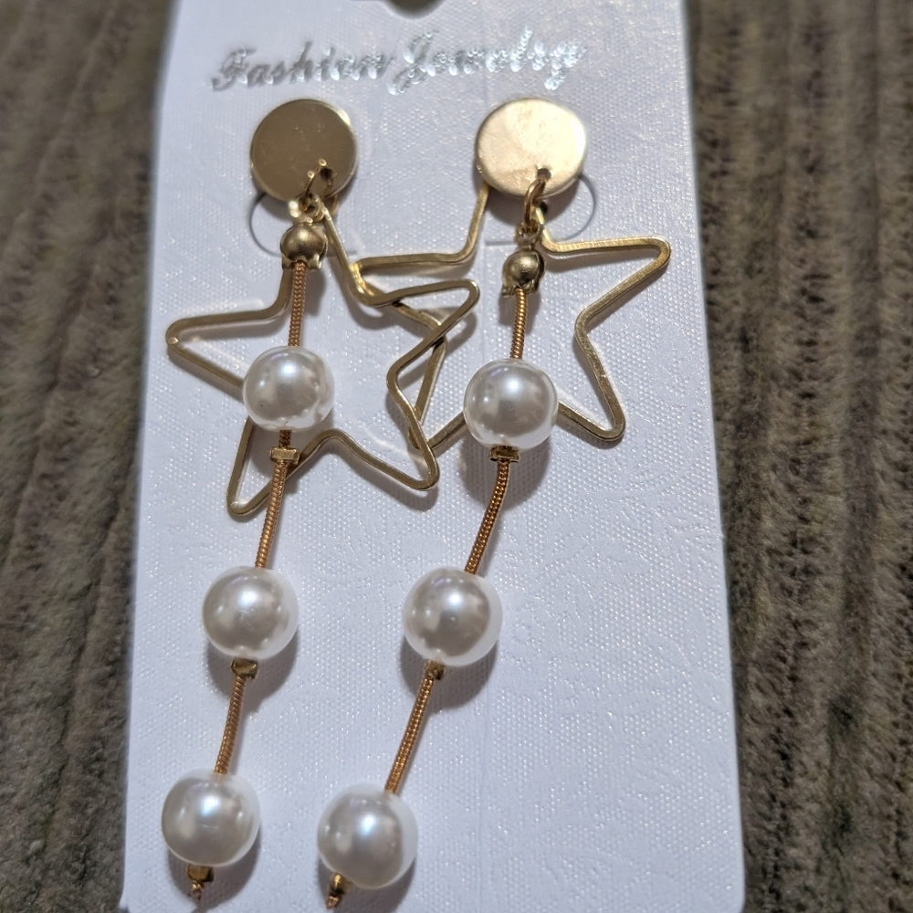 Star & Pearl Long Dangle Stud Earrings Gold Tone Celestial Drop Statement Jewelr